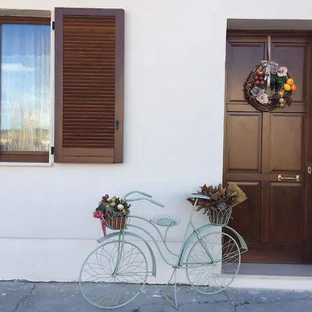 Angela Via Della Bonifica 17 فندق مبيت وإفطار