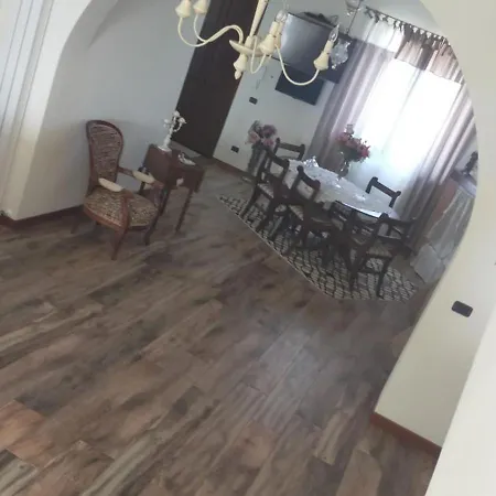 Angela Via Della Bonifica 17 Panzió Villareia