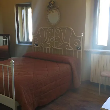 Angela Via Della Bonifica 17 Villareia